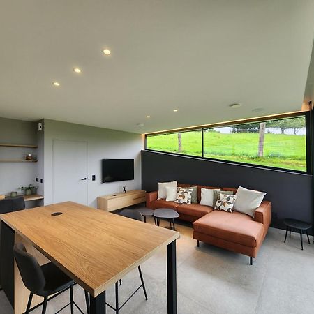 Lodge 323 มัลเมอดี ภายนอก รูปภาพ